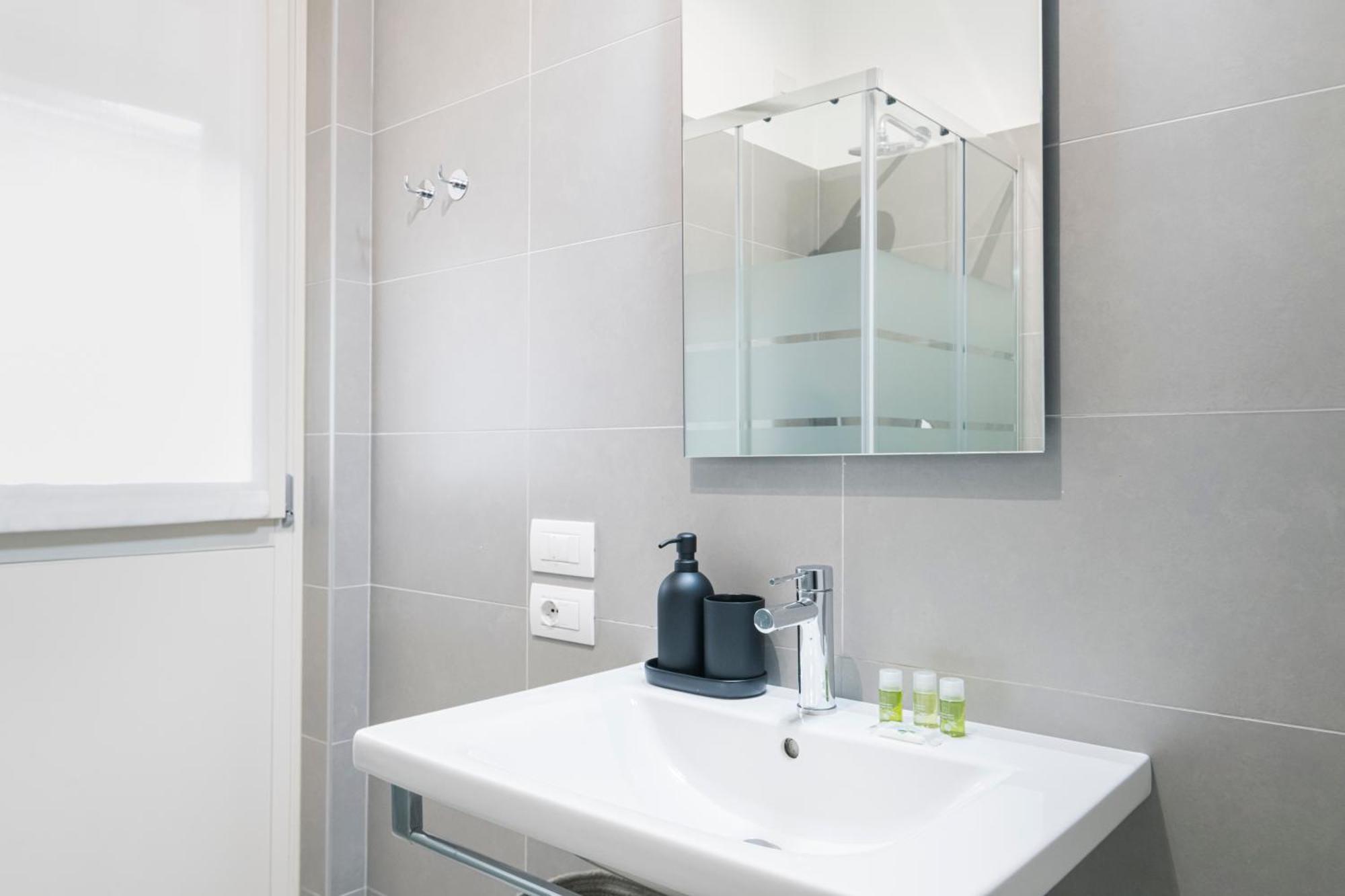 Luxury Apt In Moscova ميلان المظهر الخارجي الصورة